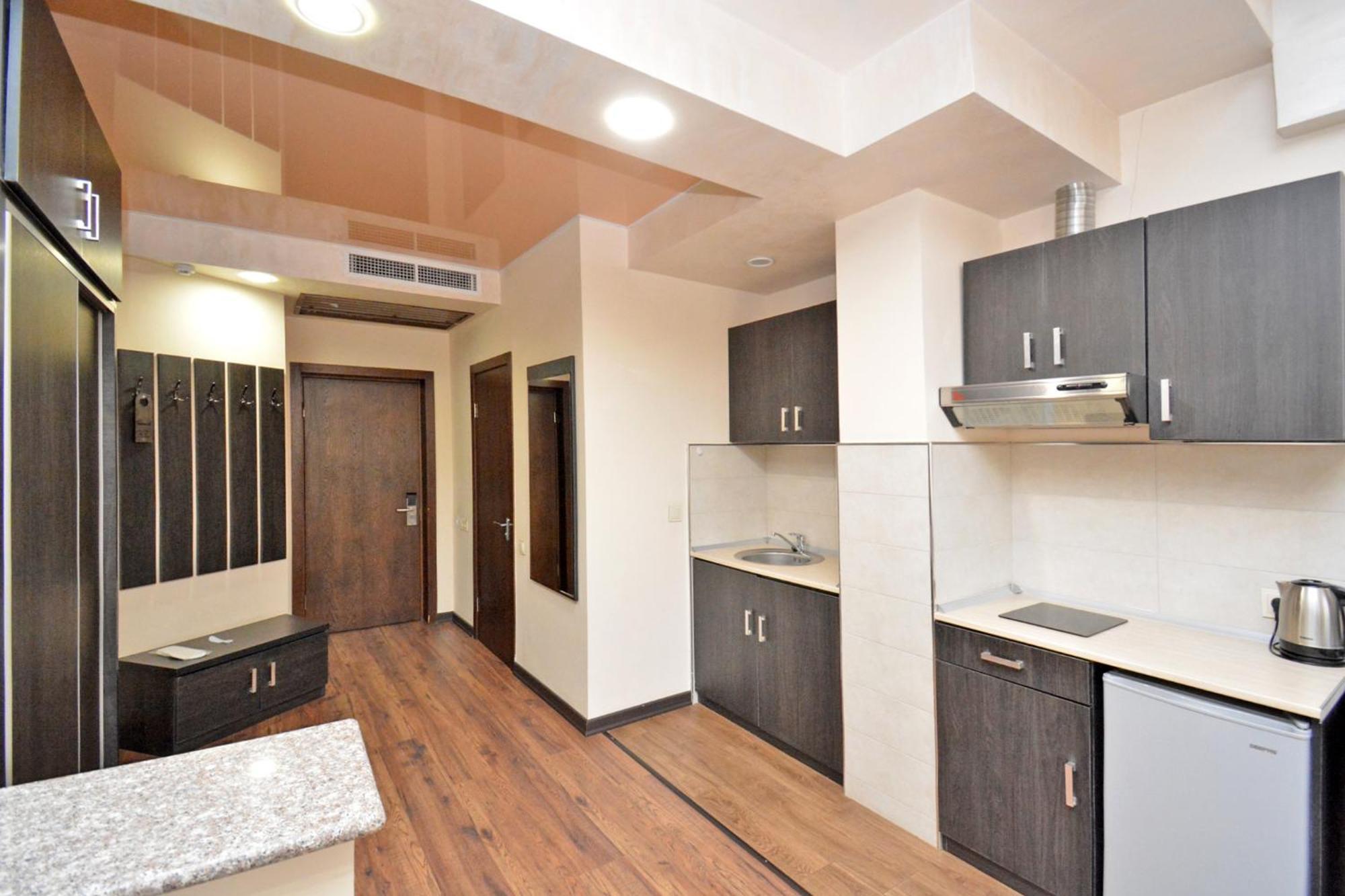 Partez Hotel Erevan Esterno foto